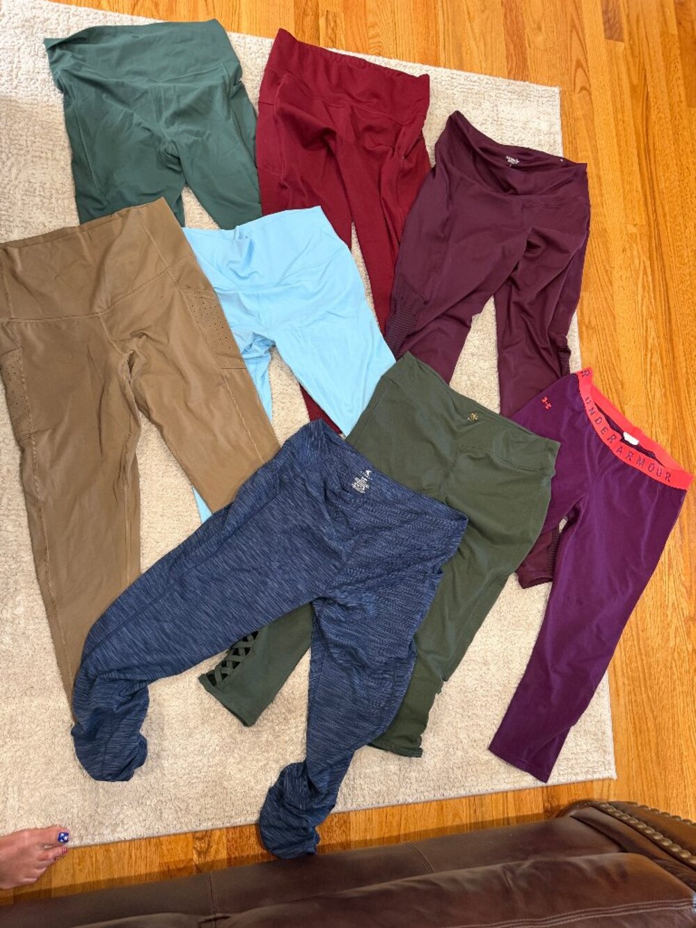 9 Pair of Athletic Leggings XL